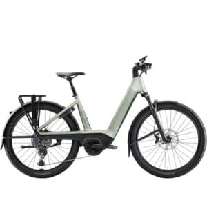 VAE Trek vert sauge à enjambement bas avec moteur Bosch, porte-bagages et pneus LT4 Expert.